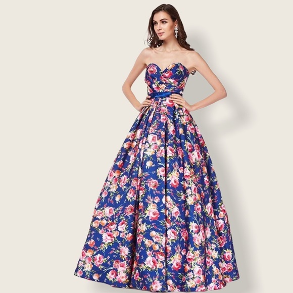 ! Floral Ball Gown Size 8 Angela & Allison